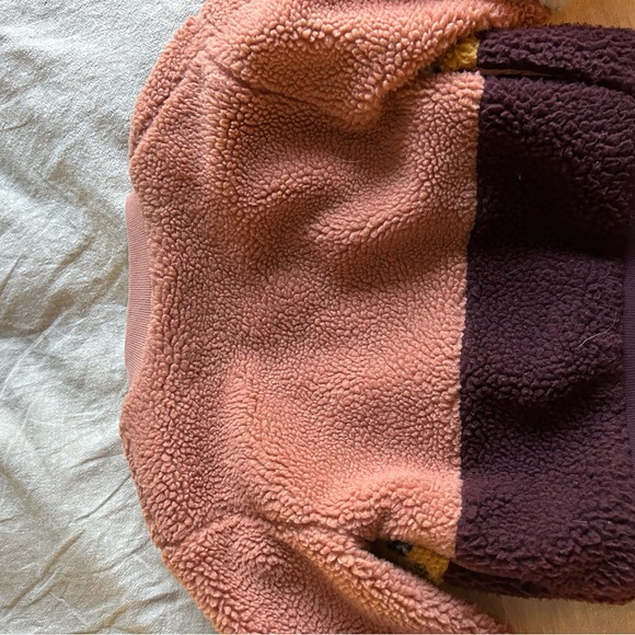 Art Class from Target. EUC Girls Sherpa Bomber Jacket.  Size 5T. - Picture 7 of 7